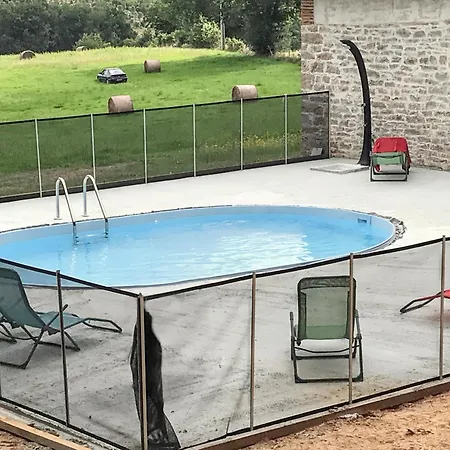 Holiday home Maison Charmante A Avec Piscine Privee *