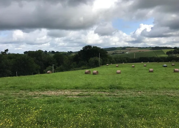 Casa vacanze Maison Charmante à Avec Piscine Privée Puygaillard-de-Quercy