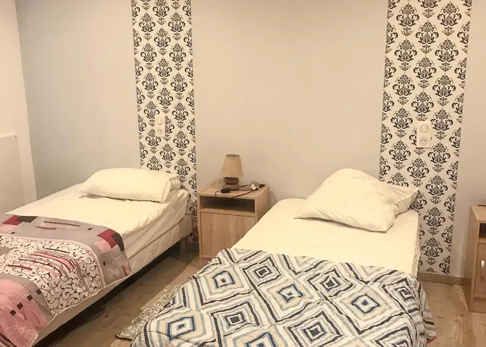 Maison Charmante à Avec Piscine Privée Casa vacanze Puygaillard-de-Quercy