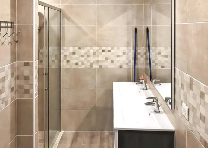 Casa vacanze Maison Charmante à Avec Piscine Privée Puygaillard-de-Quercy