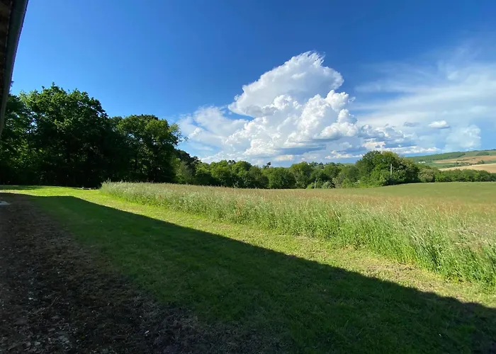 Maison Charmante à Avec Piscine Privée Casa vacanze *